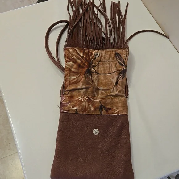 Vintage Pebbled Leather fringed Crossbody Bag EUC - Picture 4 of 9